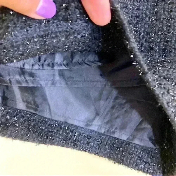 Monteau Black Metallic Tweed Gold Beaded Shorts - Picture 5 of 12